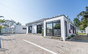 Zuri Place